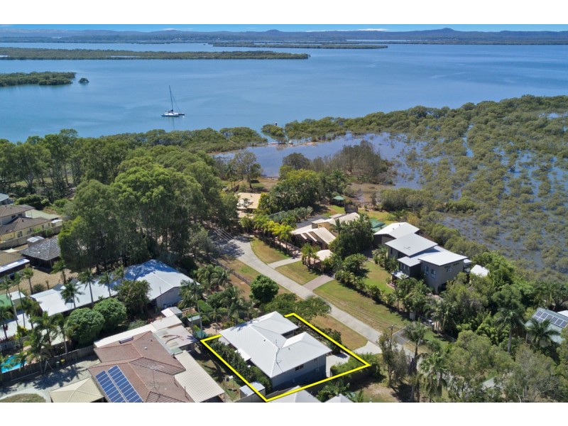 17 Pear Street, Redland Bay QLD 4165