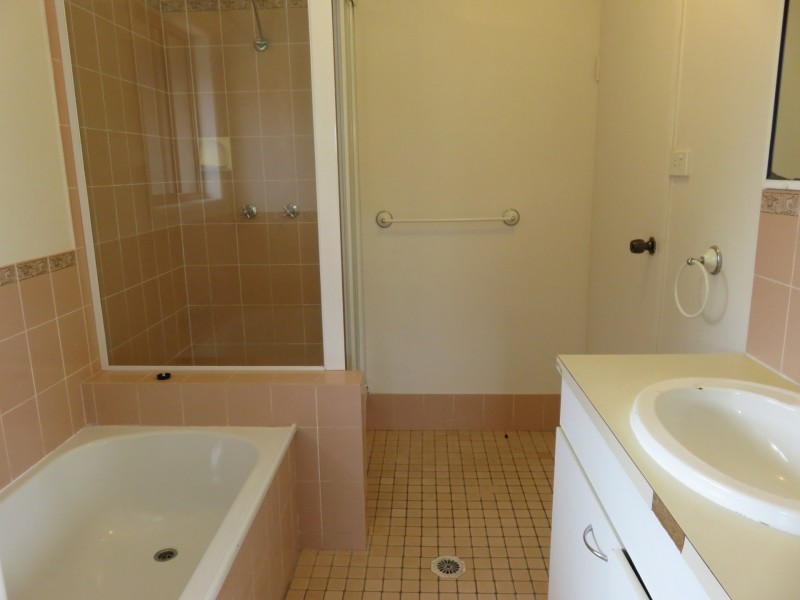 689 Main Road, Wellington Point QLD 4160