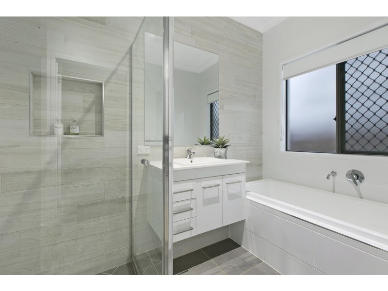 16 Kim Jon Court, Thornlands QLD 4164