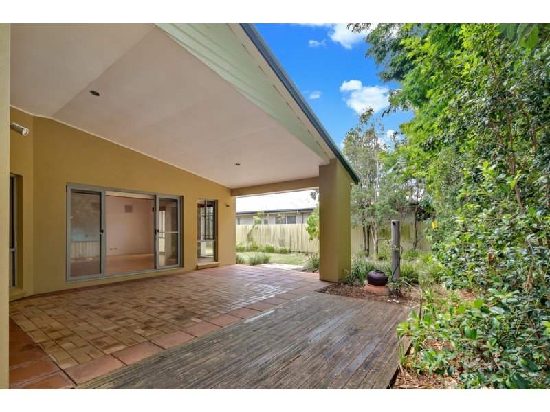 16 Creekwood Street, Victoria Point QLD 4165