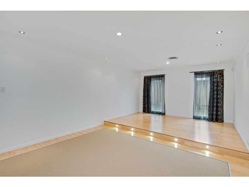 16 Creekwood Street, Victoria Point QLD 4165