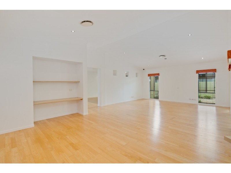 16 Creekwood Street, Victoria Point QLD 4165