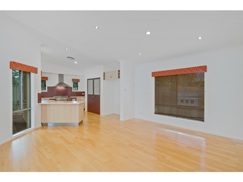 16 Creekwood Street, Victoria Point QLD 4165