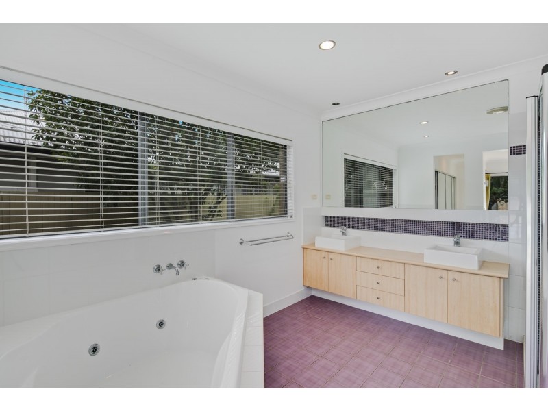 16 Creekwood Street, Victoria Point QLD 4165