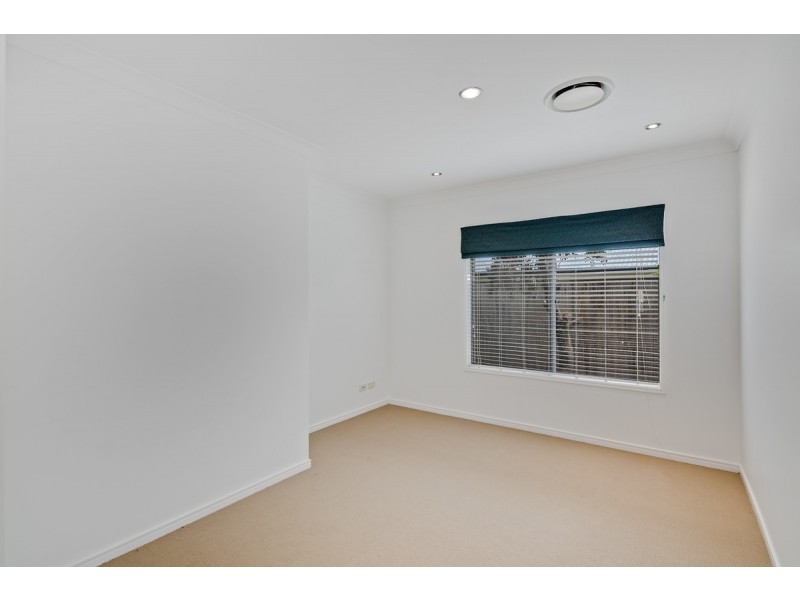 16 Creekwood Street, Victoria Point QLD 4165