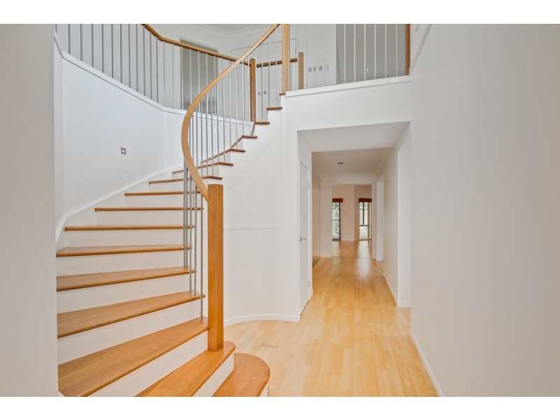 16 Creekwood Street, Victoria Point QLD 4165