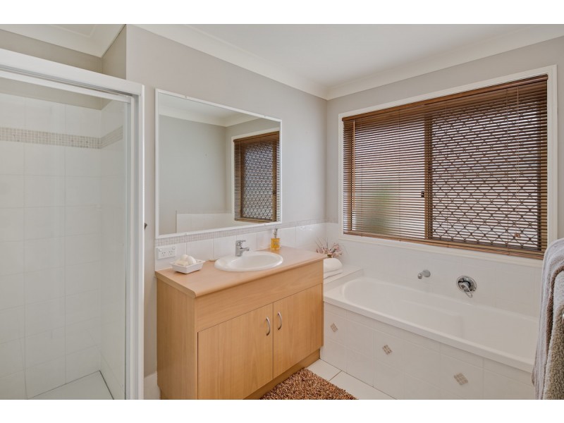 11 Reef Street, Thornlands QLD 4164
