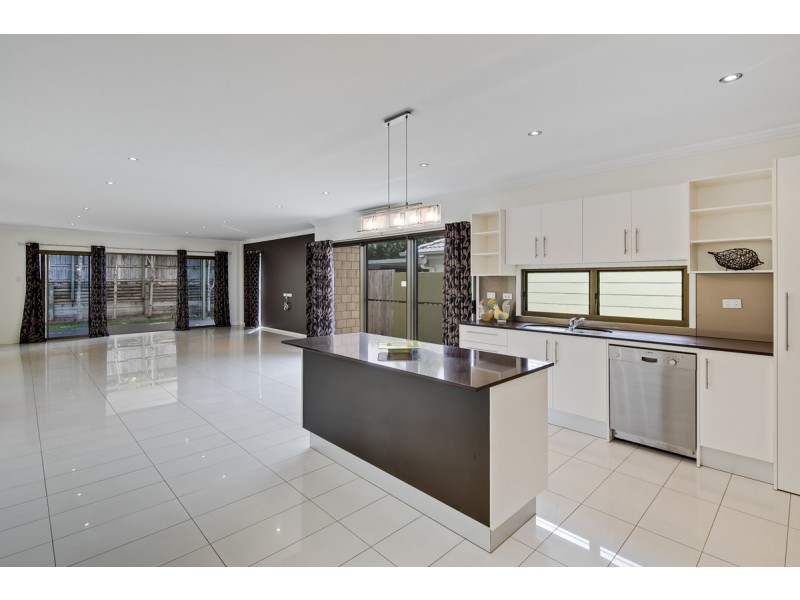 62 Starkey Street, Wellington Point QLD 4160