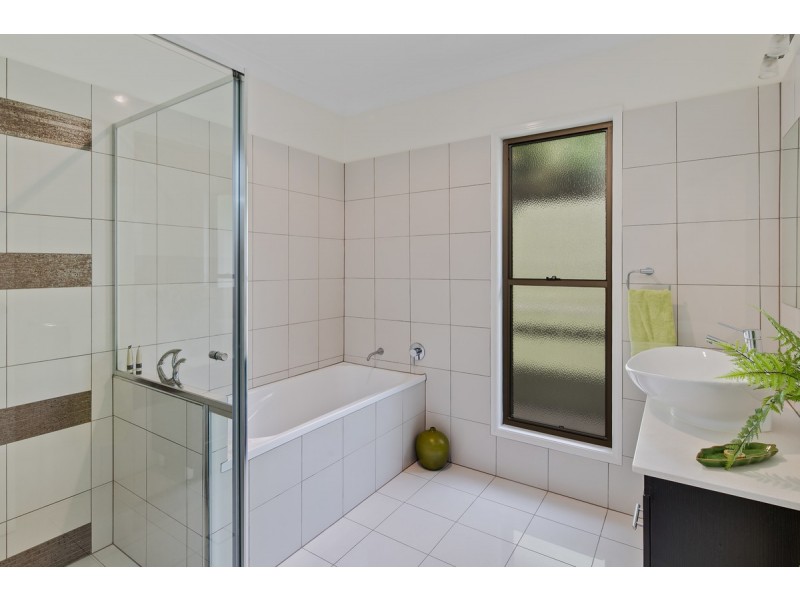 62 Starkey Street, Wellington Point QLD 4160