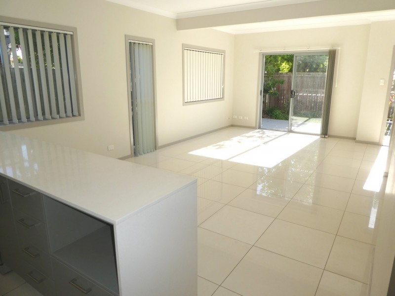 3/8 Boat Street, Victoria Point QLD 4165