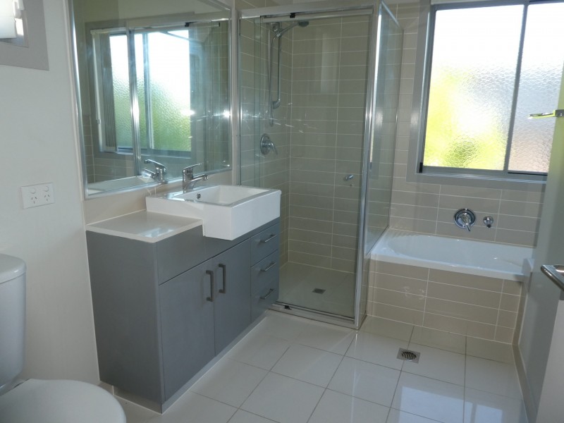 3/8 Boat Street, Victoria Point QLD 4165