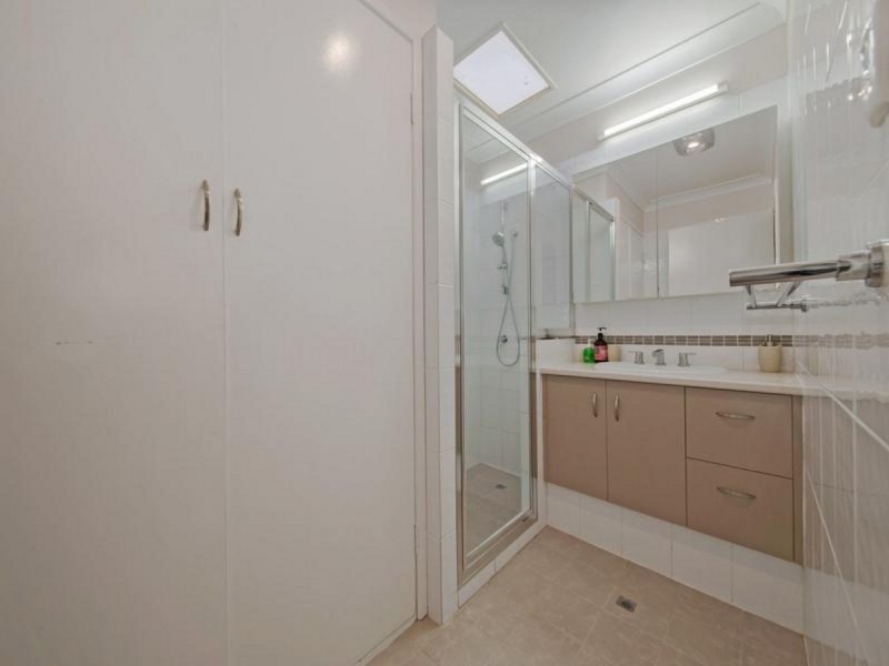 5 Peel Court, Cleveland QLD 4163