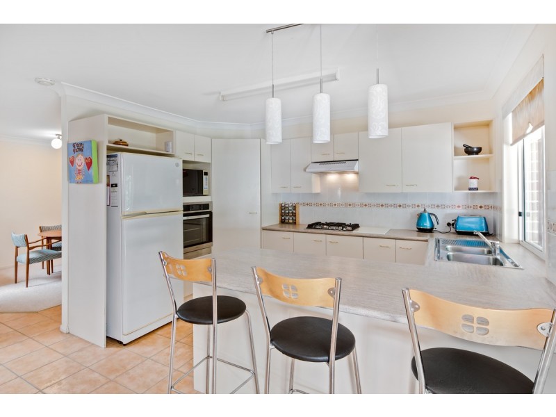 27 Alexander Avenue, Victoria Point QLD 4165