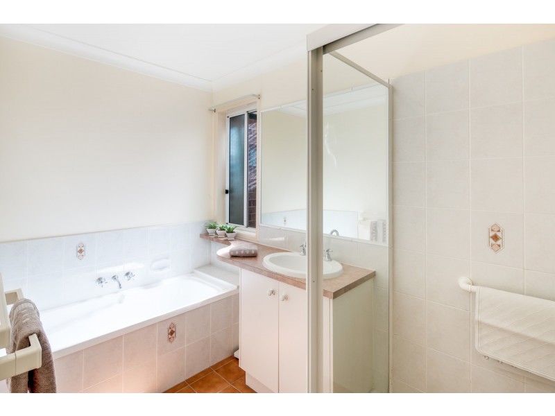 27 Alexander Avenue, Victoria Point QLD 4165