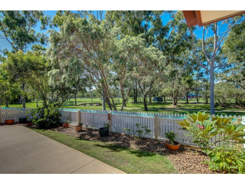 27 Alexander Avenue, Victoria Point QLD 4165