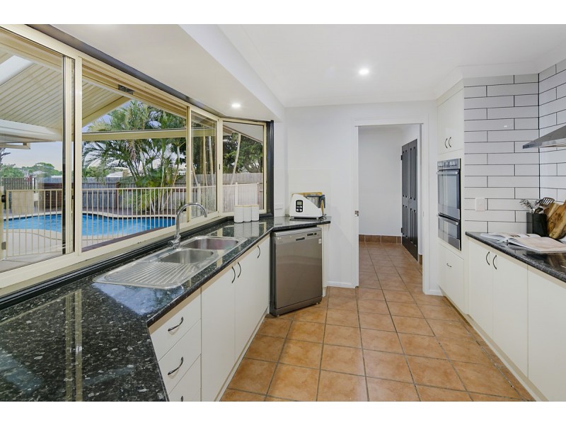 5 Newlands Street, Redland Bay QLD 4165