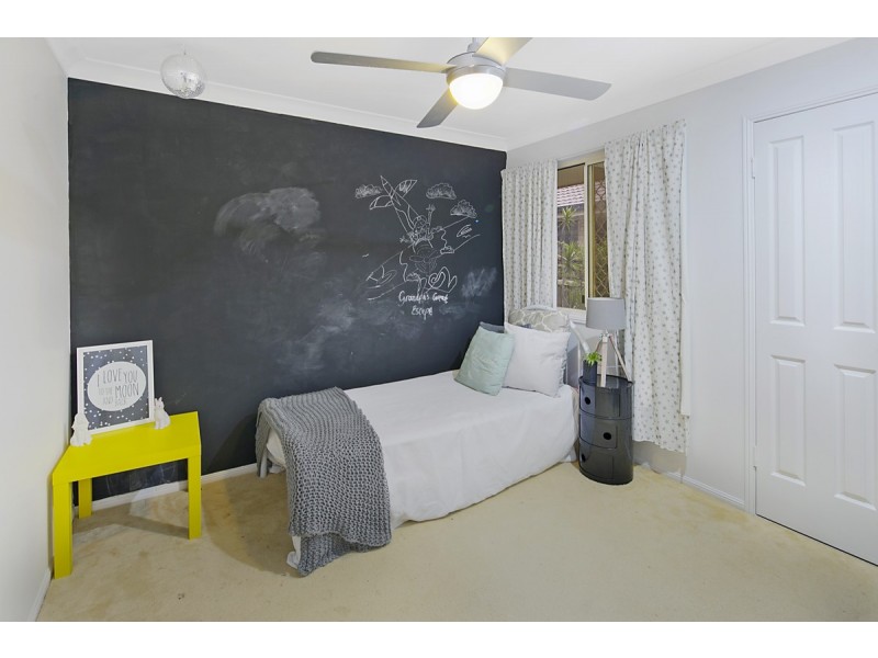 5 Newlands Street, Redland Bay QLD 4165