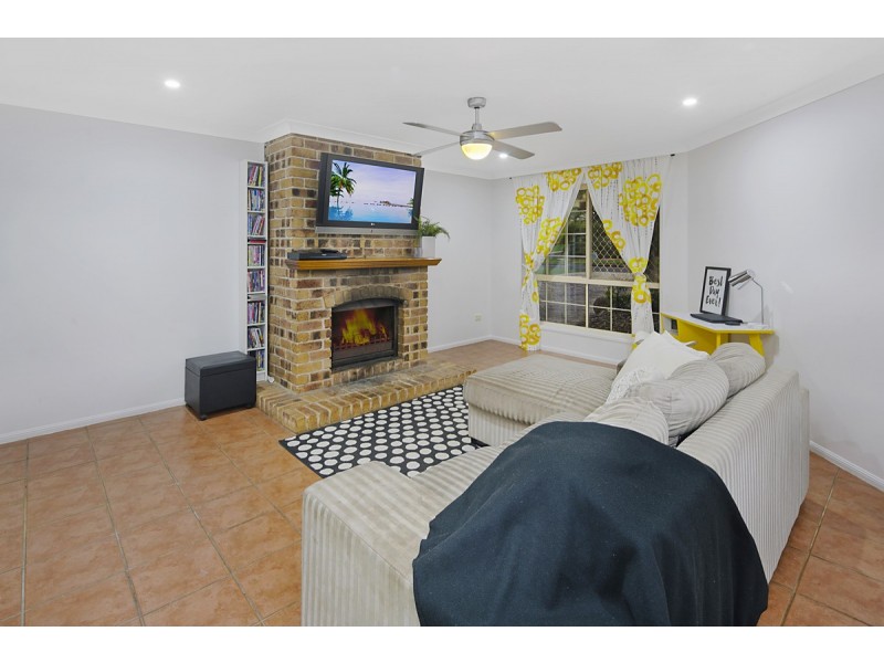 5 Newlands Street, Redland Bay QLD 4165
