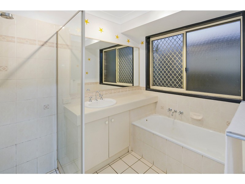 5 Newlands Street, Redland Bay QLD 4165