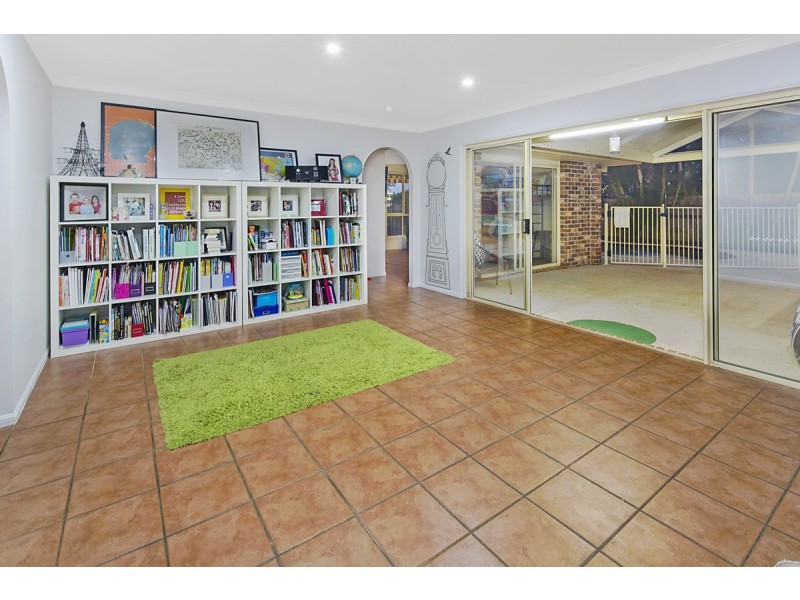 5 Newlands Street, Redland Bay QLD 4165