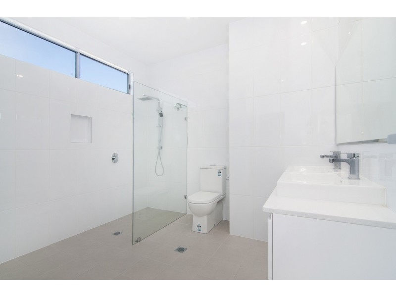 4 Birdie Place, Carbrook QLD 4130