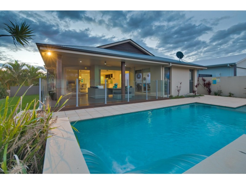 1 Marjoram Street, Thornlands QLD 4164