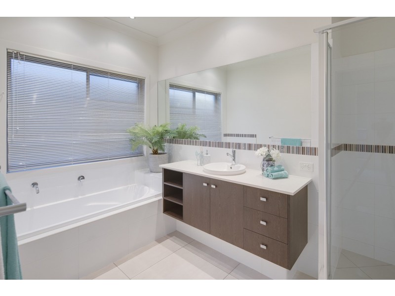 1 Marjoram Street, Thornlands QLD 4164