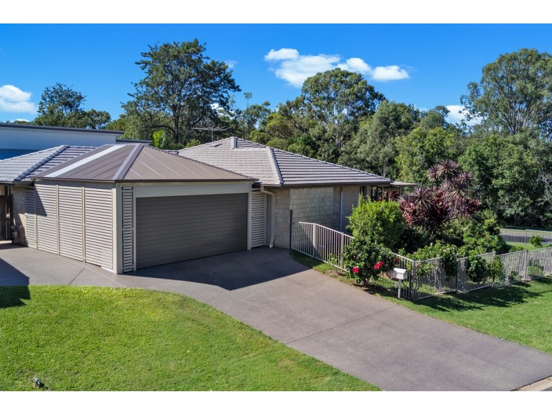 1 Pitman Place, Redland Bay QLD 4165