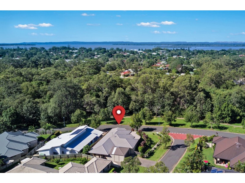 1 Pitman Place, Redland Bay QLD 4165