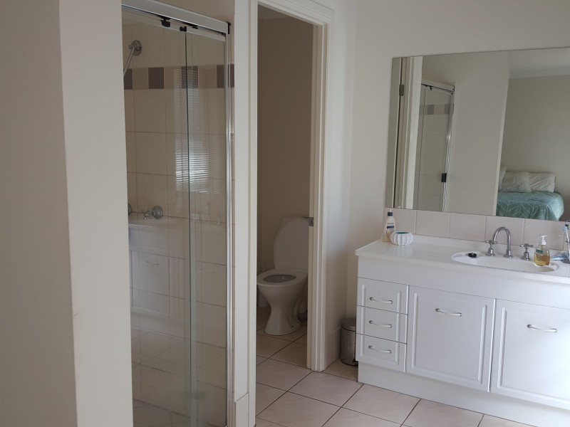 19 Adam Street, Cleveland QLD 4163