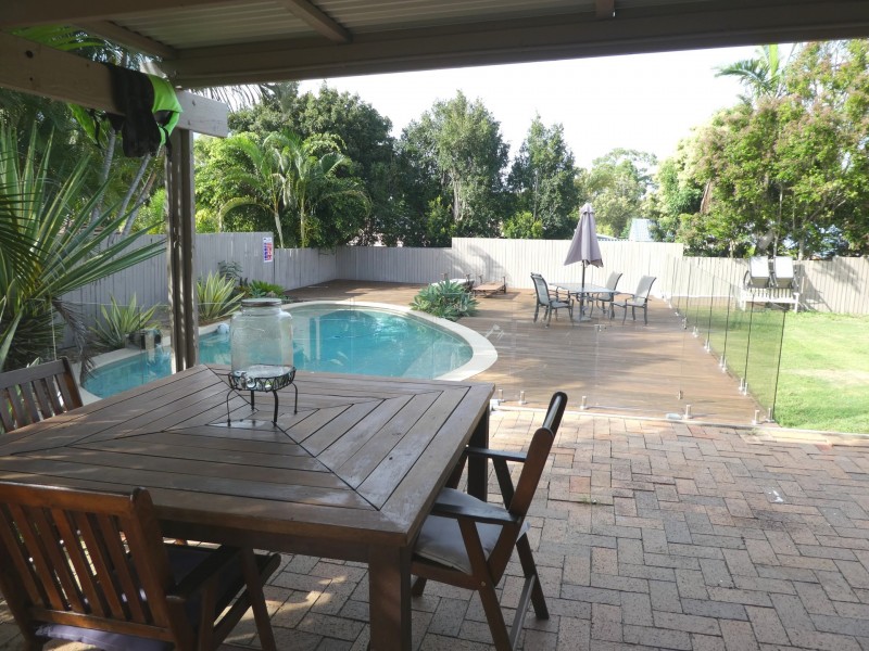 10 Commodore Crt, Cleveland QLD 4163