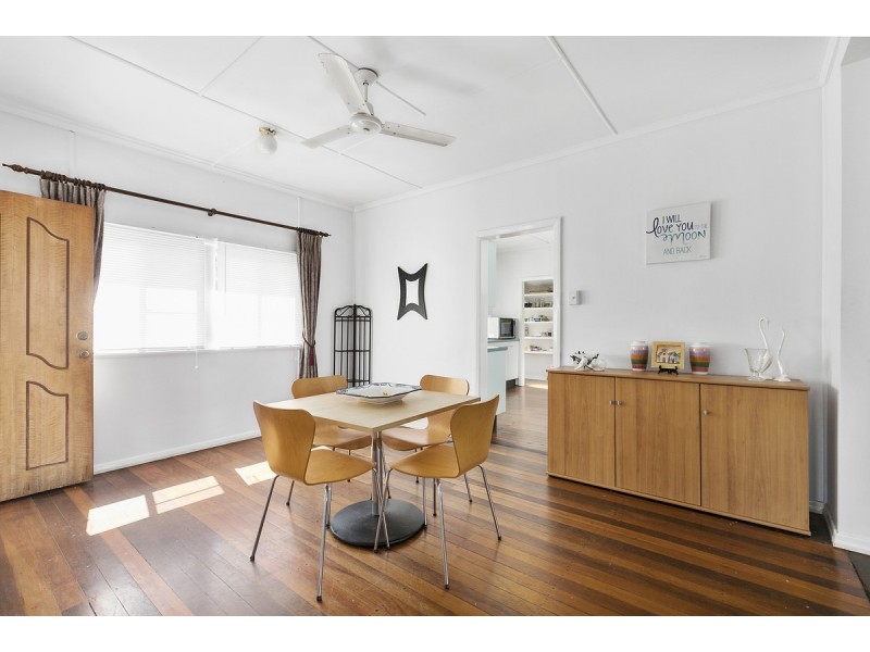 62 Alastair Street, Lota QLD 4179