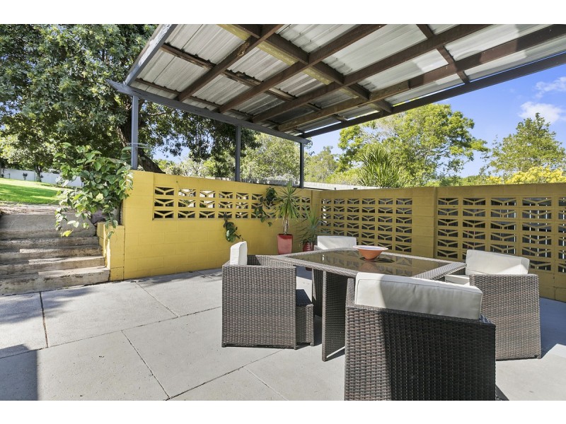 62 Alastair Street, Lota QLD 4179