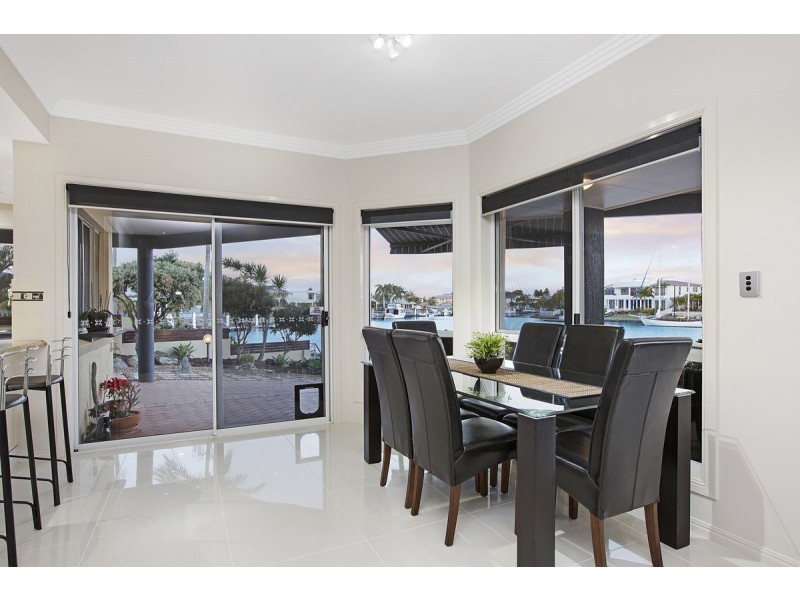 17 Bonaventure Court, Raby Bay QLD 4163
