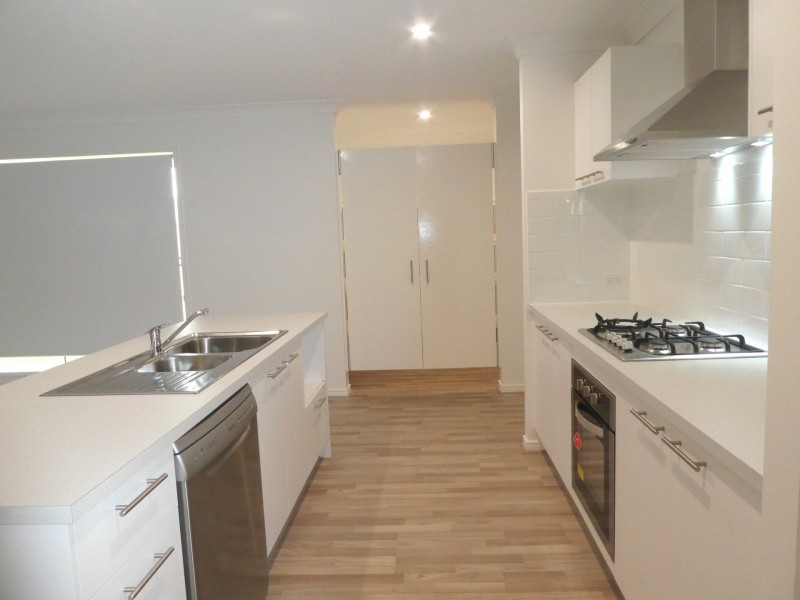 16 Coen St, Thornlands QLD 4164