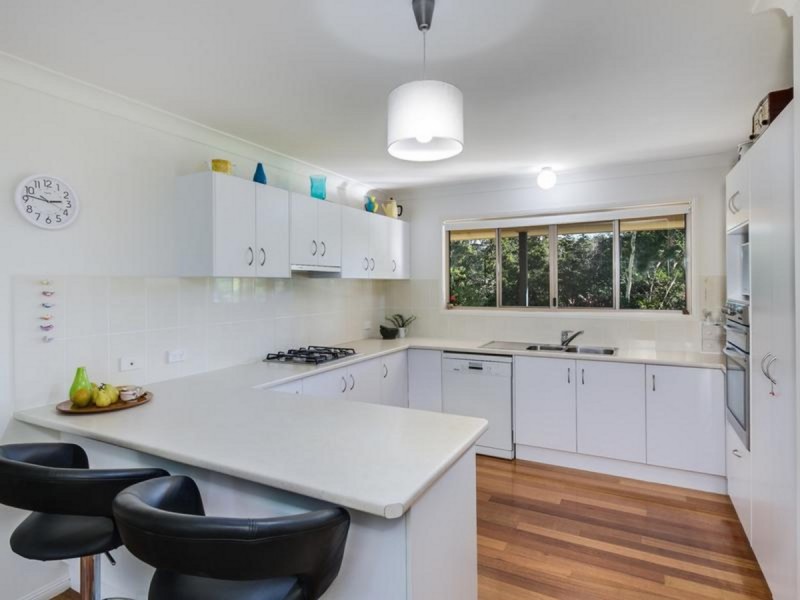 7 Watsonia Street, Redland Bay QLD 4165