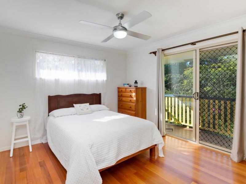 7 Watsonia Street, Redland Bay QLD 4165