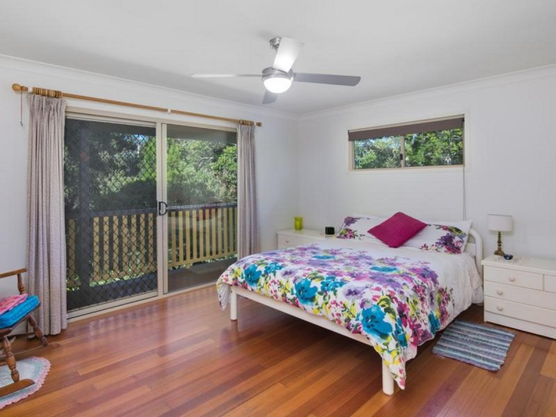 7 Watsonia Street, Redland Bay QLD 4165