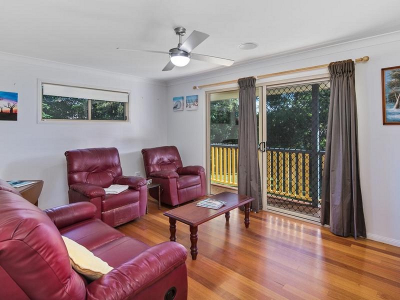 7 Watsonia Street, Redland Bay QLD 4165