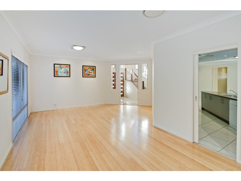 12 Sam Place, Thornlands QLD 4164