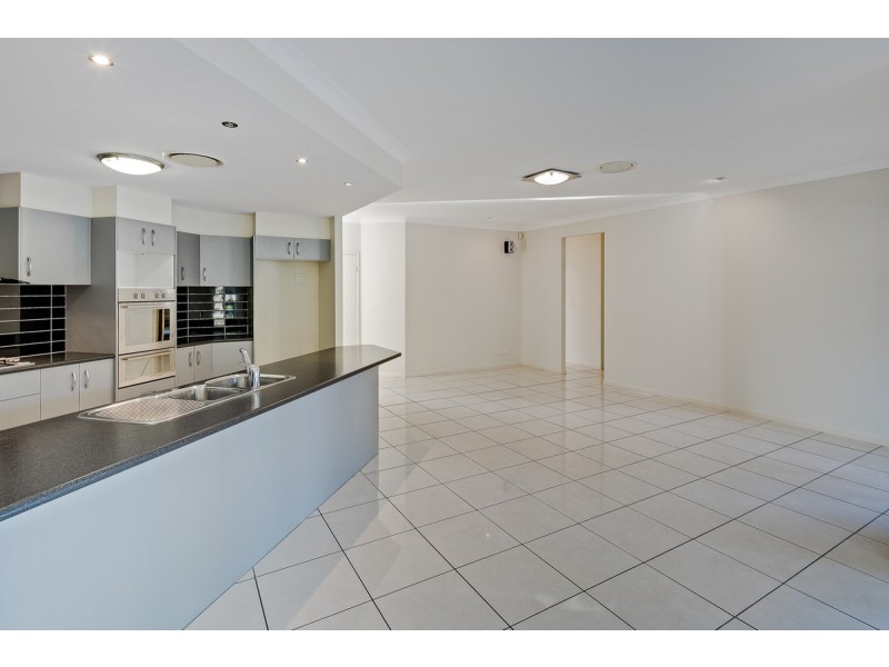 12 Sam Place, Thornlands QLD 4164