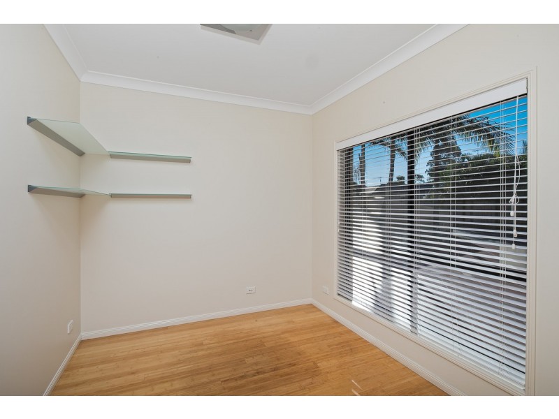 12 Sam Place, Thornlands QLD 4164