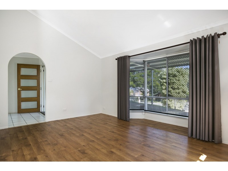 67 Sunshine Drive, Cleveland QLD 4163