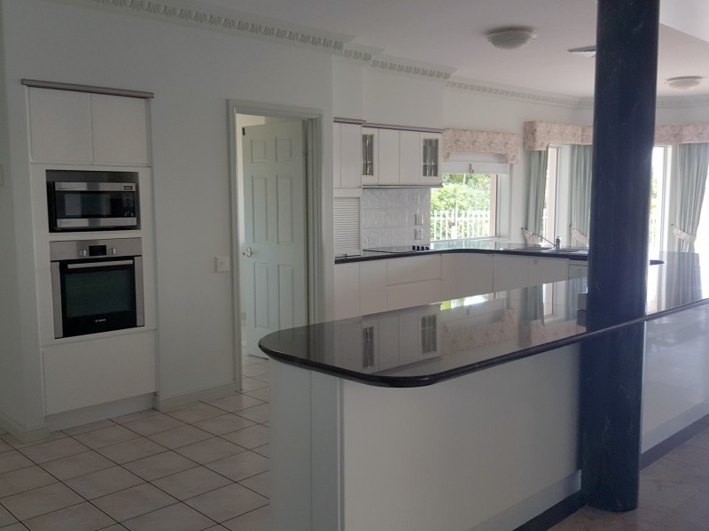 107 Masthead Drive, Raby Bay QLD 4163