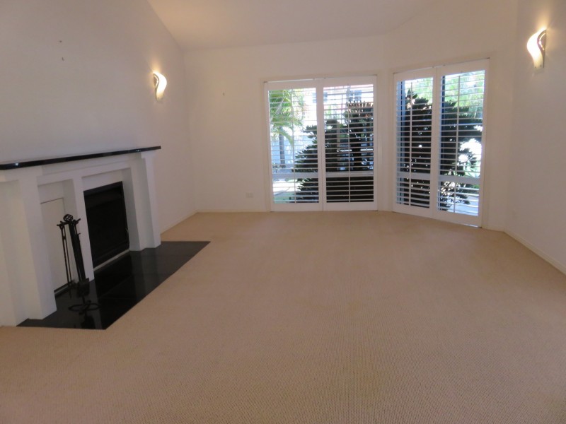 28 Anchorage Drive, Raby Bay QLD 4163