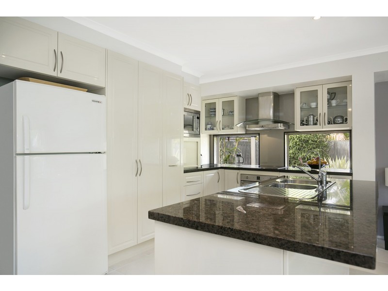 4 Mistral Court, Ormiston QLD 4160