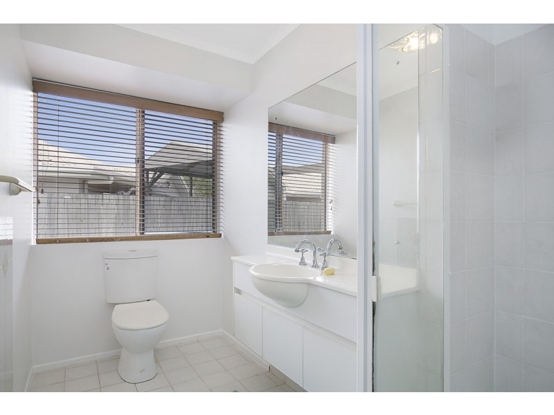 4 Mistral Court, Ormiston QLD 4160