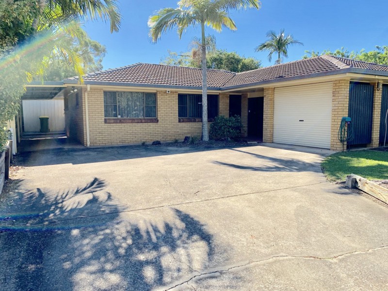 16 Dawn Crescent, Thornlands QLD 4164