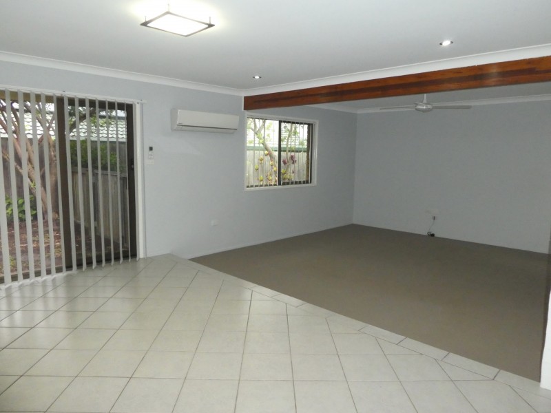 16 Dawn Crescent, Thornlands QLD 4164