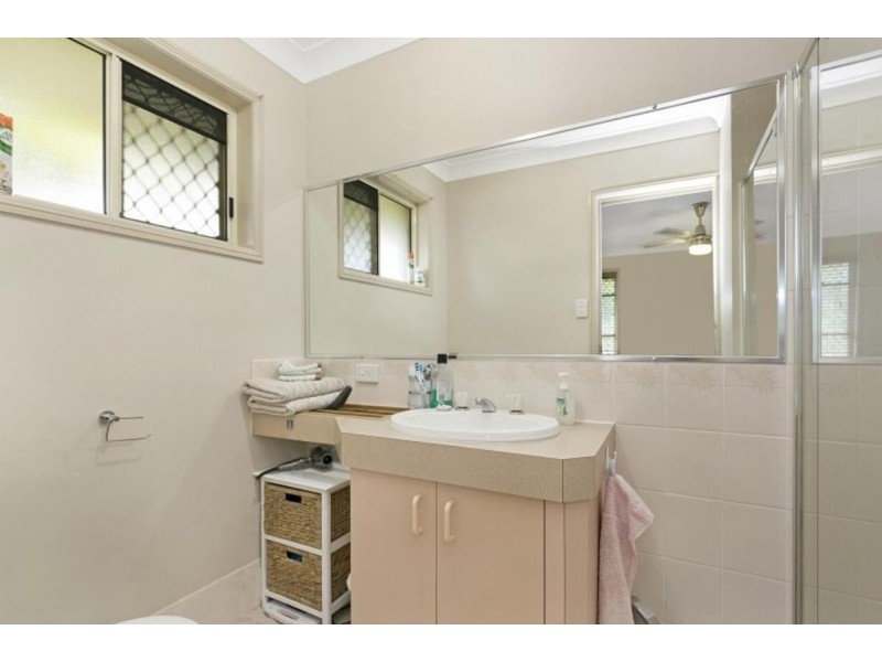 72 Winchester Rd, Alexandra Hills QLD 4161